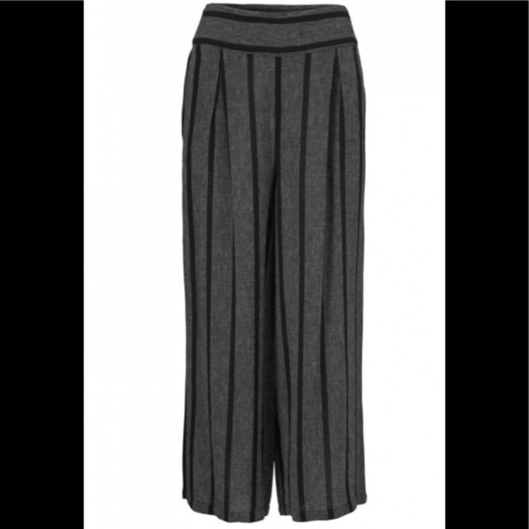 - NWT Masai Black Grey Striped Pusna Cullotes Cropped pants - Picture 1 of 10